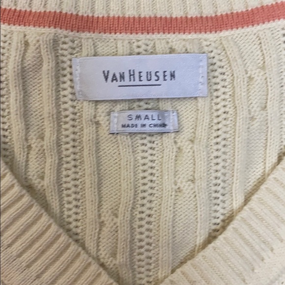 Sweater - Picture 2 of 3